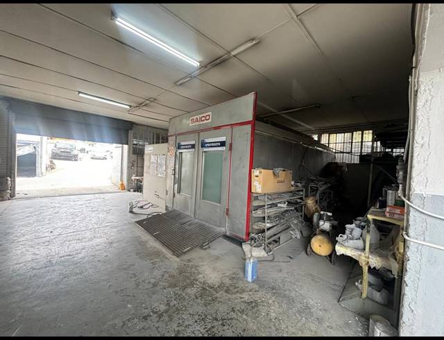 600M² WORKSHOP FOR SALE IN ACTIVIA PARK